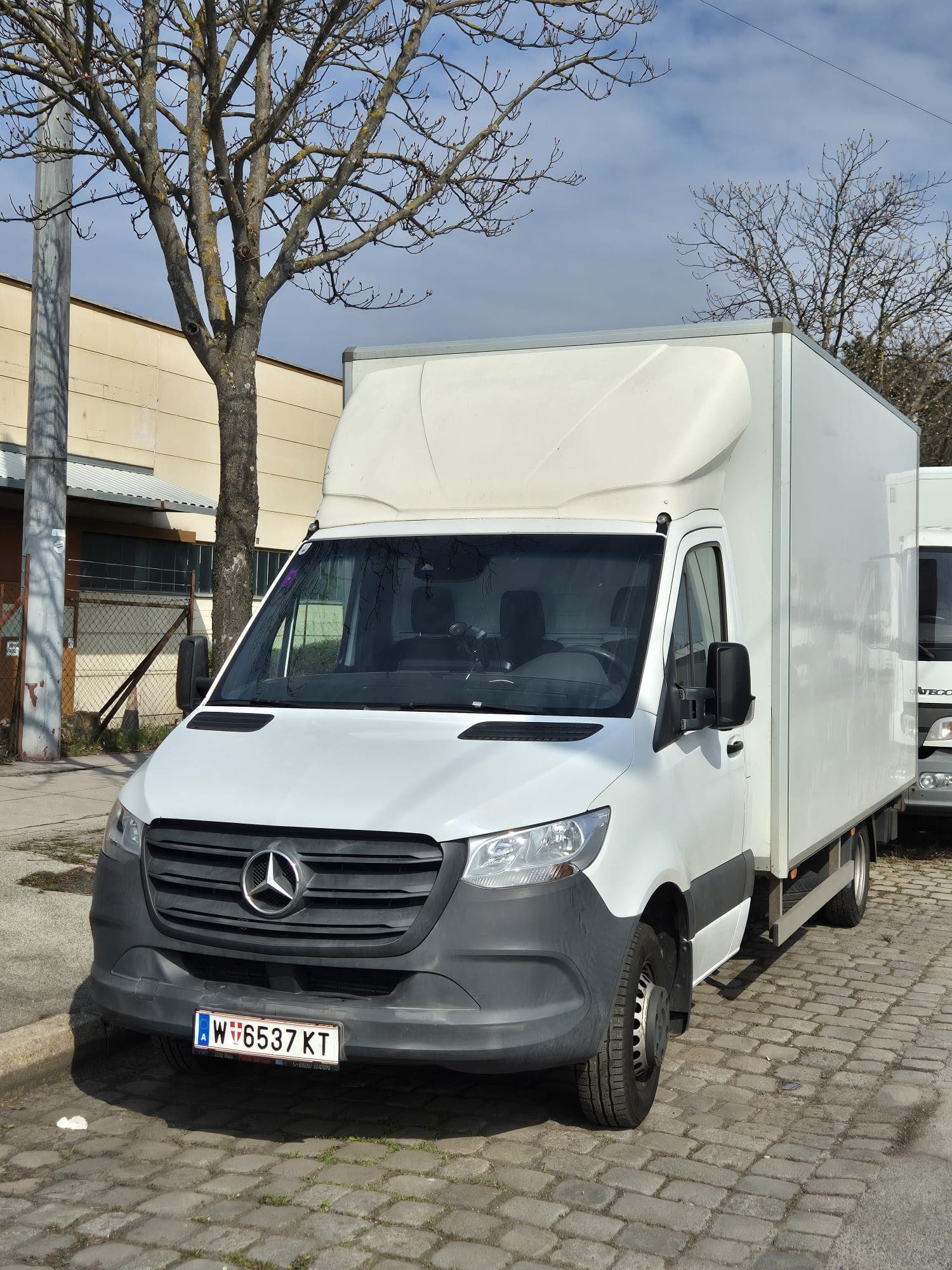 Kleine Lkw von MAGOTransport